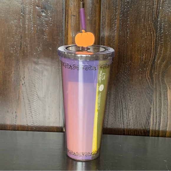 Hello Kitty Pumpkin Patch Halloween Tumbler with Jack O’Lantern Straw Charm - Picture 6 of 10
